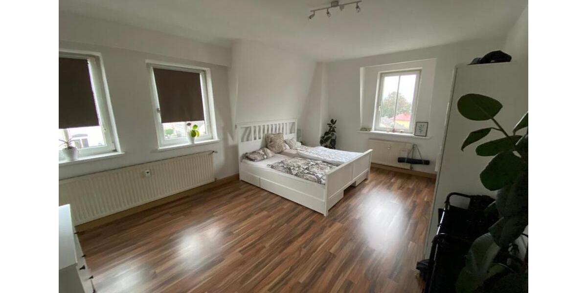 Etagenwohnung Simbach am Inn - 3 Zimmer, 100 m&sup2;, 1.000&euro; | Angebot:26368925