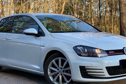 VW Golf 112.186 km 15.990 € Limbach 74838
