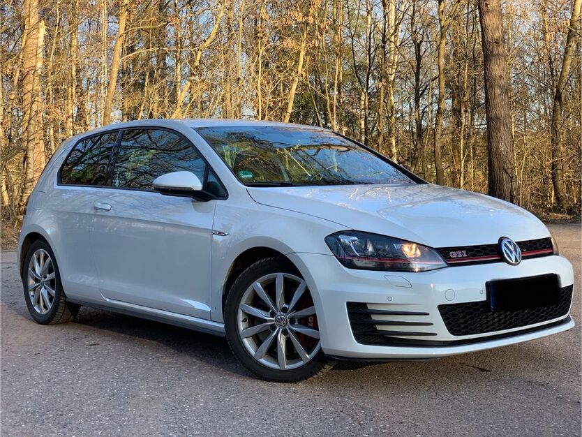 VW Golf 112.186 km 15.990 € Limbach 74838