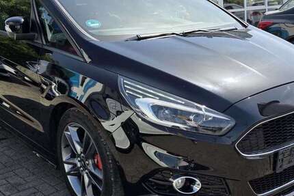 Ford S-Max 144.000 km 18.999 &euro; Bielefeld 33659