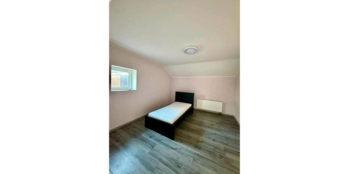 Möblierte Zimmer zu vermieten in Wohngemeinschaft 1 zimmer