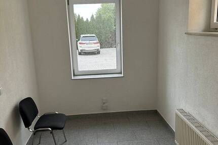 Büro zentral in Böhlen 2 zimmer