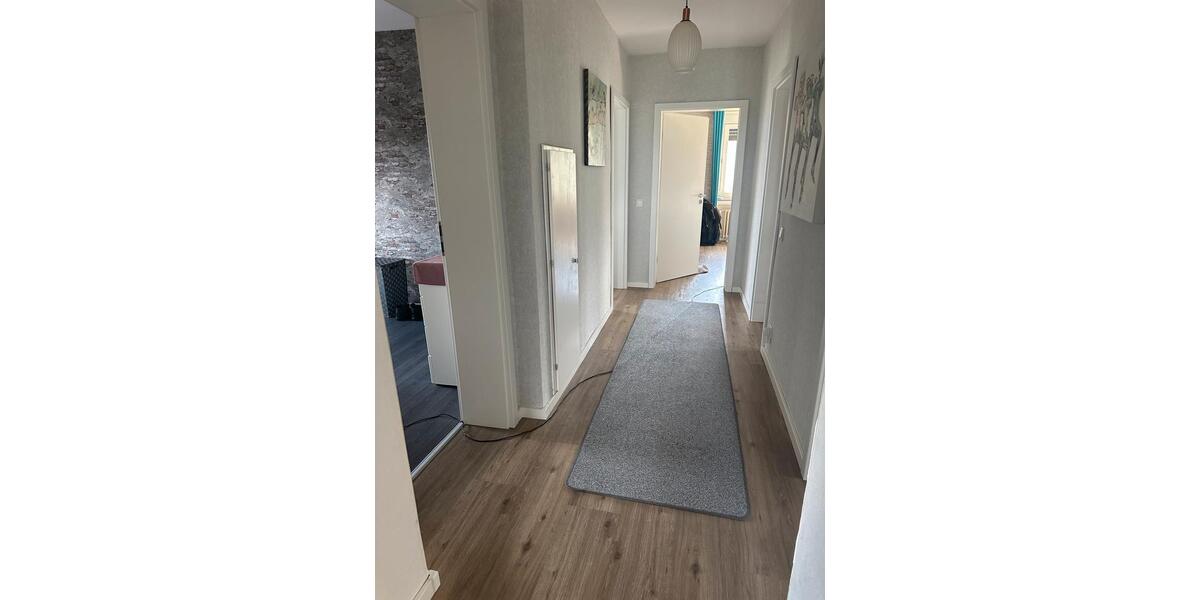 Einfamilienhaus Rüthen - 7 Zimmer, 240 m&sup2;, 330.000&euro; | Angebot:26000889