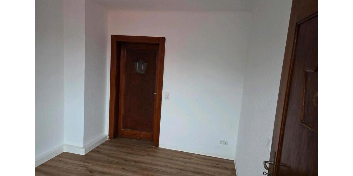 Etagenwohnung Großröhrsdorf - 3 Zimmer, 72 m&sup2;, 550&euro; | Angebot:26487204