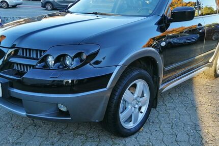 Mitsubishi Outlander 206.601 km 5.590 € Lübeck 23556