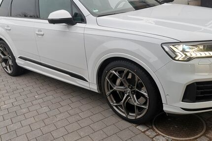 Audi Q7 82.000 km 44.999 &euro; Weida 07570