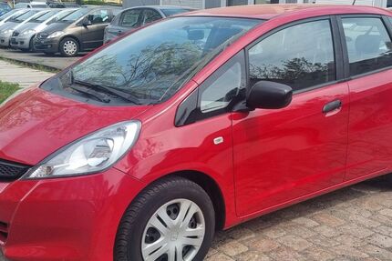 Honda Jazz 110.000 km 6.500 &euro; Chemnitz 09120