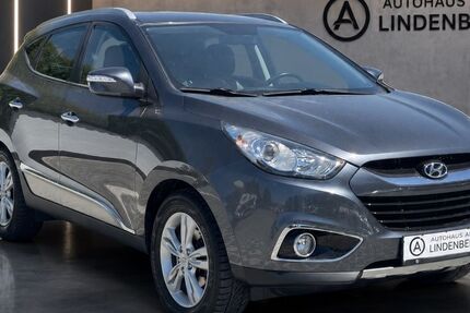 Hyundai ix35 124.000 km 9.999 &euro; Kassel 34123