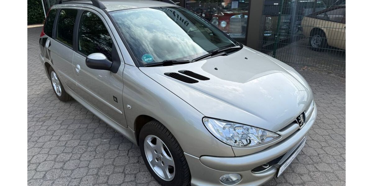 Peugeot 206 102.000 km 2.450 &euro; Beverstedt 27616