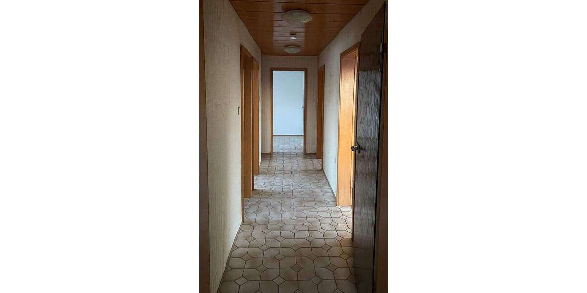 Geräumiges Familienhaus mit Balkonen und Terrasse in Nürnberg, Großreuth h d Veste 9 zimmer