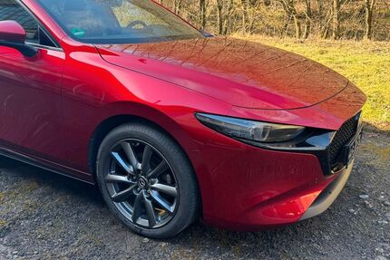 Mazda 3 118.200 km 18.299 € Werdohl 58791
