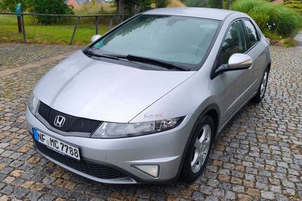 Honda Civic 202.000 km 2.995 &euro; Schleswig 24837