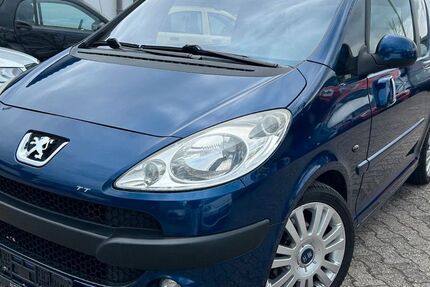 Peugeot 1007 148.600 km 3.999 &euro; Worms 67547