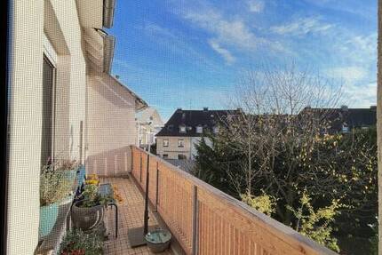 Wohnen in Altenbochum, Balkon, Versorgungsnähe Spielstraße, zweite Reihe zu Wittener Str.