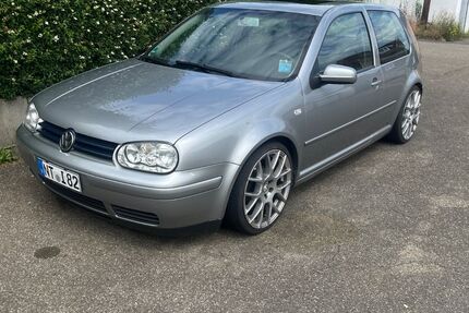 VW Golf 251.000 km 2.500 &euro; Hochdorf 73269