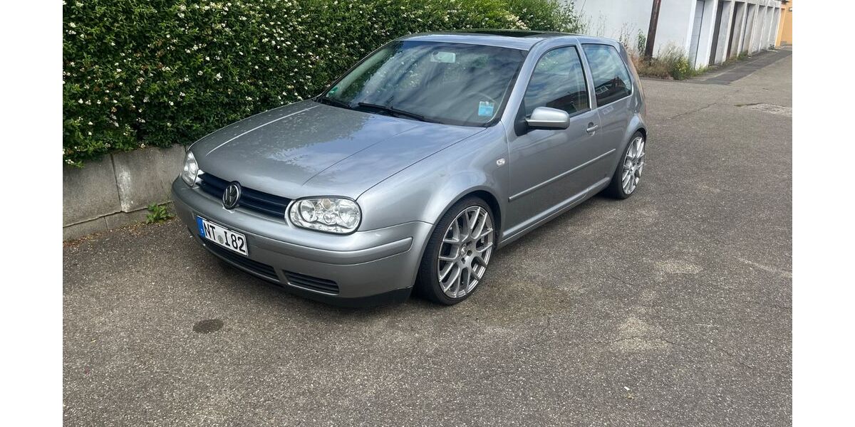 VW Golf 251.000 km 2.500 &euro; Hochdorf 73269