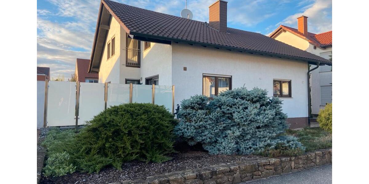Einfamilienhaus Sankt Leon-Rot Rot - 7 Zimmer, 170 m&sup2;, 639.000&euro; | Angebot:27145472