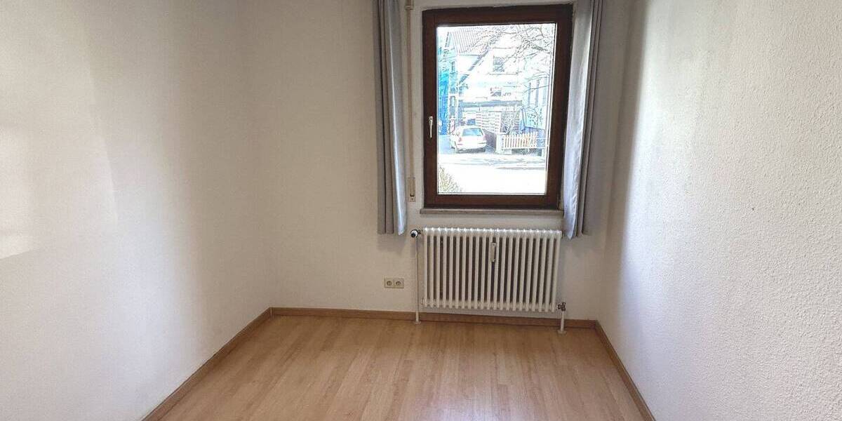 Etagenwohnung Pfullingen - 3 Zimmer, 70 m&sup2;, 225.000&euro; | Angebot:26117353