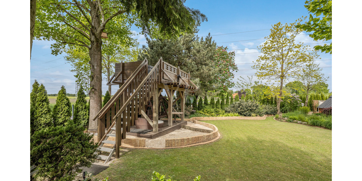 Luxus im Grünen: Traumgarten trifft Top-Invest – Selbsttragendes Refugium im Außenbereich 11 zimmer