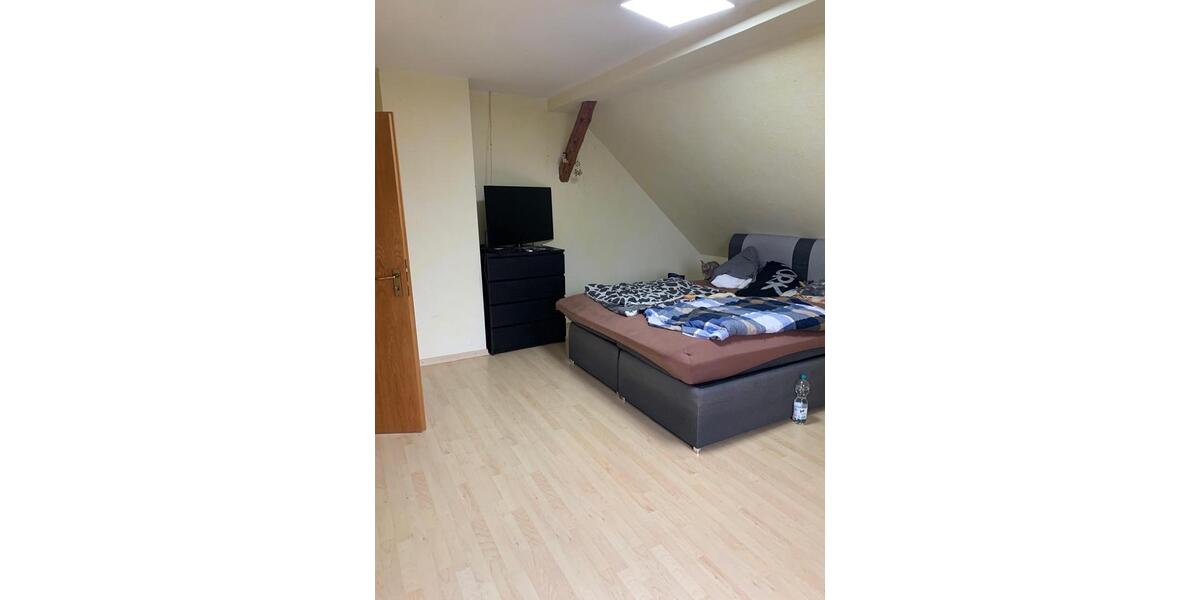 Dachgeschoßwohnung Aerzen - 4 Zimmer, 110 m&sup2;, 620&euro; | Angebot:26253779