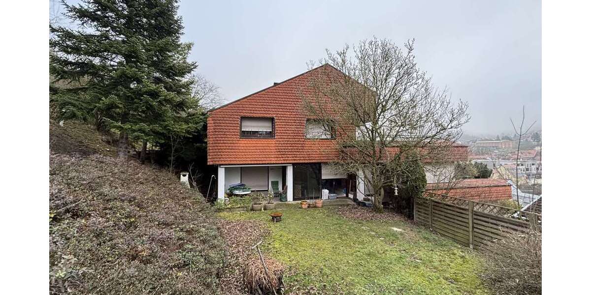 Einfamilienhaus Mosbach - 9 Zimmer, 321 m&sup2;, 620.000&euro; | Angebot:26042919