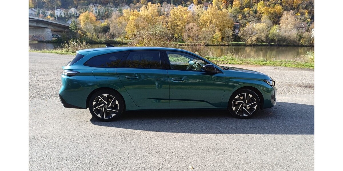 Peugeot 308 SW 19.200 km 21.900 € Zell am Main 97299