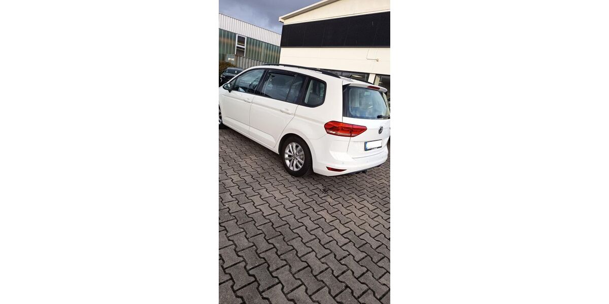 VW Touran 126.000 km 15.800 &euro; Giengen 89537