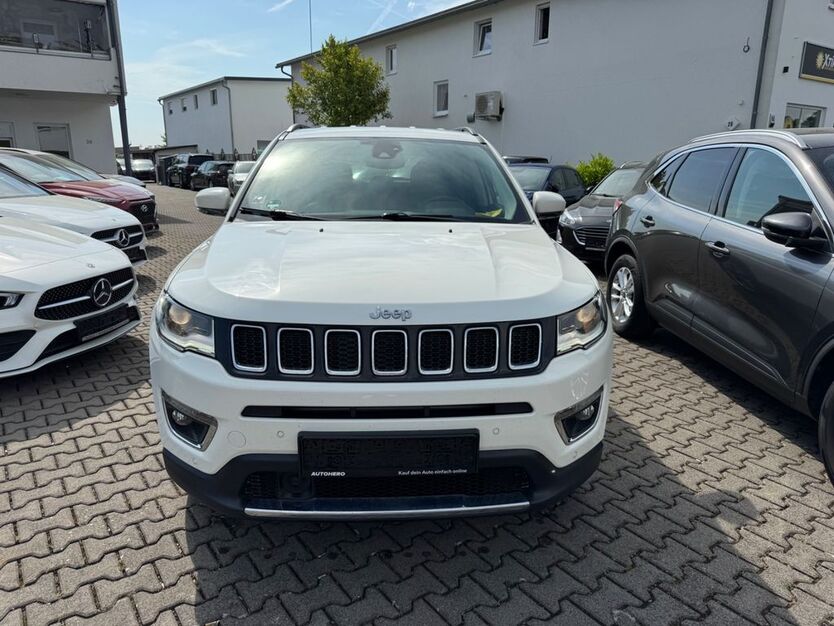 Jeep Compass 97.000 km 15.800 € Butzbach 35510