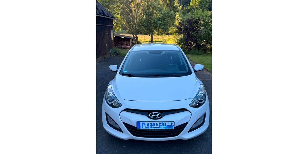 Hyundai i30 135.000 km 6.500 &euro; Netphen 57250