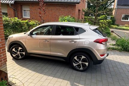Hyundai TUCSON 79.600 km 14.490 &euro; Wettringen 48493