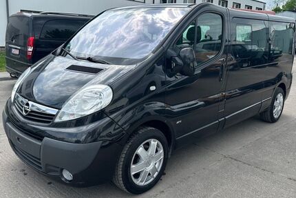 Opel Vivaro 318.073 km 9.300 &euro; Berlin 12681
