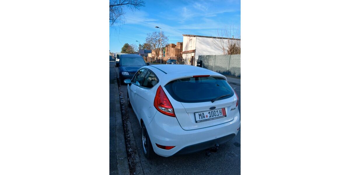 Ford Fiesta 212.300 km 2.380 &euro; Mannheim 68199