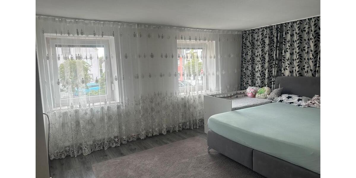 Einfamilienhaus Vilshofen an der Donau - 7 Zimmer, 120 m&sup2;, 240.000&euro; | Angebot:27096397