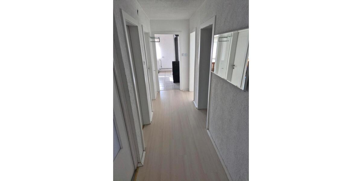 Einfamilienhaus Lauda-Königshofen Königshofen - 5 Zimmer, 105 m&sup2;, 200.000&euro; | Angebot:26897034