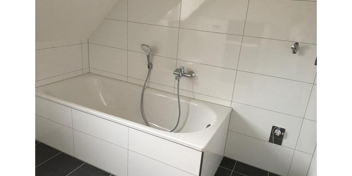 Etagenwohnung Bruchsal - 4 Zimmer, 89 m&sup2;, 1.000&euro; | Angebot:25977710