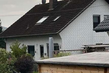 Haus Windeck - 4 Zimmer, 115 m&sup2;, 1.300&euro; | Angebot:25352182