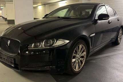 Jaguar XF 271.500 km 4.250 &euro; Aschheim 85609