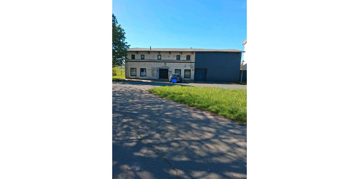 Einfamilienhaus Lunden - 11 Zimmer, 320 m&sup2;, 89.000&euro; | Angebot:26517490