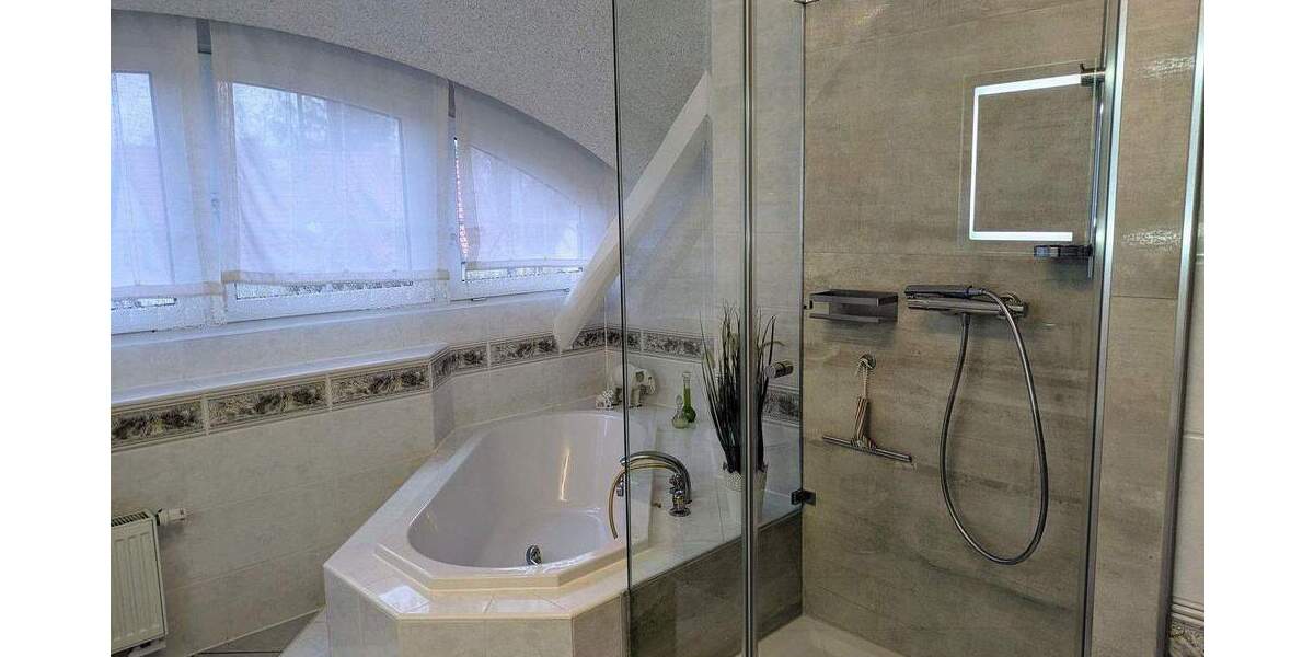 Einfamilienhaus Cottbus Branitz - 5 Zimmer, 140 m&sup2;, 498.000&euro; | Angebot:25823342