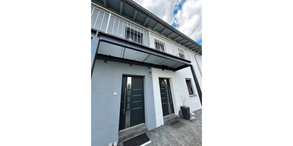 Etagenwohnung Mallersdorf-Pfaffenberg Pfaffenberg - 3 Zimmer, 80 m&sup2;, 850&euro; | Angebot:26416447