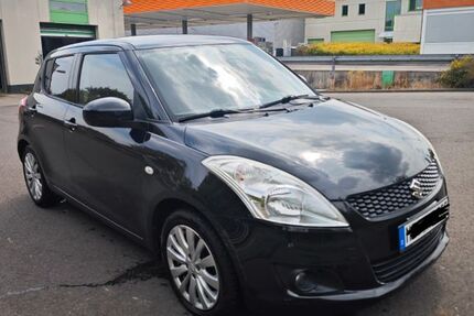 Suzuki Swift 152.000 km 4.900 &euro; Losheim am See 66679