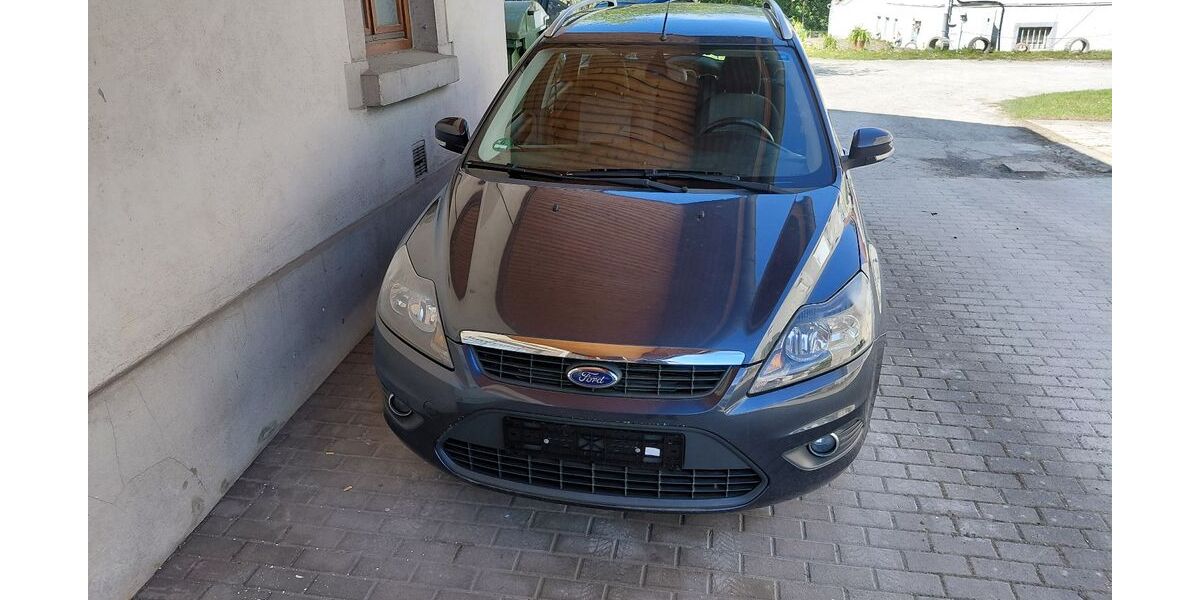 Ford Focus 171.774 km 2.590 &euro; Öhringen 74613