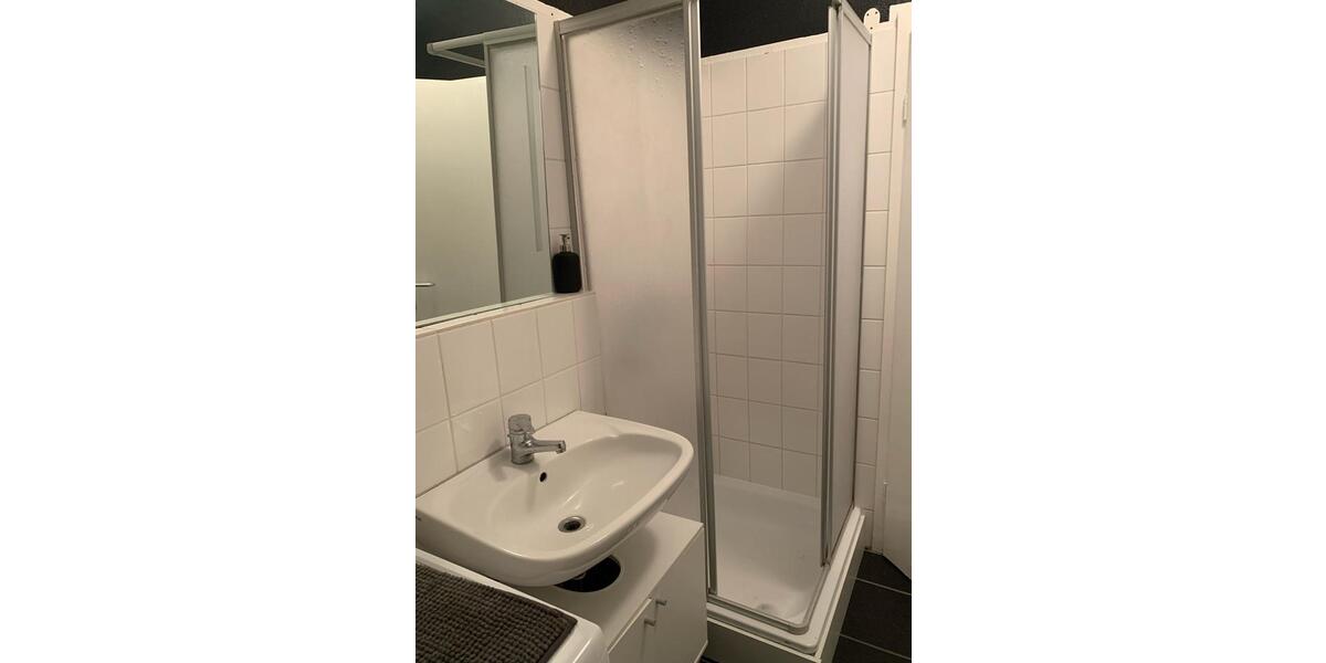 Etagenwohnung Bobenheim-Roxheim Roxheim - 1.5 Zimmer, 33 m&sup2;, 465&euro; | Angebot:25936676