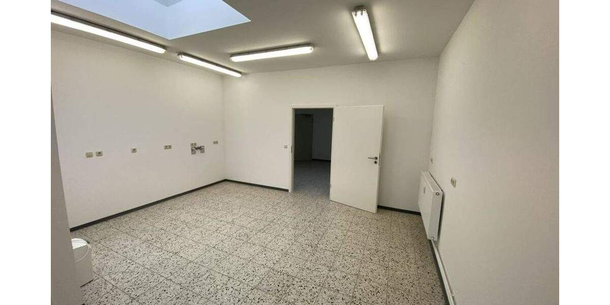 Gewerbeobjekt Waren (Müritz) Waren - 2 Zimmer, 780&euro; | Angebot:25815481