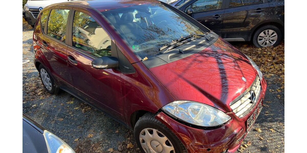 Mercedes-Benz A 150 97.435 km 1.999 &euro; Dresden 01139