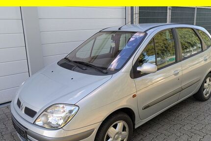 Renault Scenic 194.774 km 1.150 &euro; Lübeck 23556