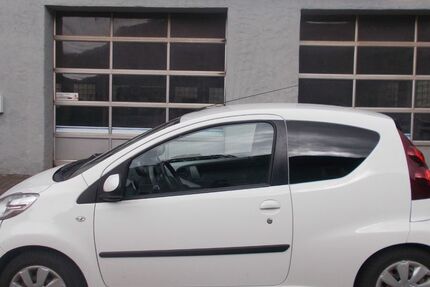Peugeot 107 141.500 km 2.850 &euro; Döhlau/Kautendorf 95182