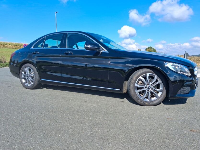 Mercedes-Benz C 180 89.000 km 20.299 € Gefrees 95482
