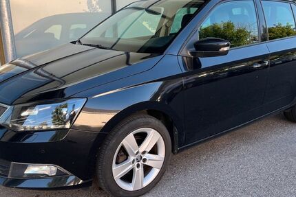 Skoda Fabia 136.000 km 6.399 &euro; Kolbermoor 83059