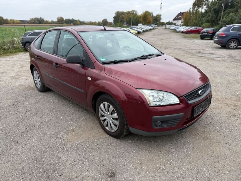 Ford Focus 225.000 km 890 € Moosburg 85368